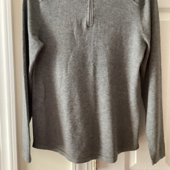 Chico’s Grey Pullover Sweater, Size O ( Small 4/6) - Picture 5 of 7